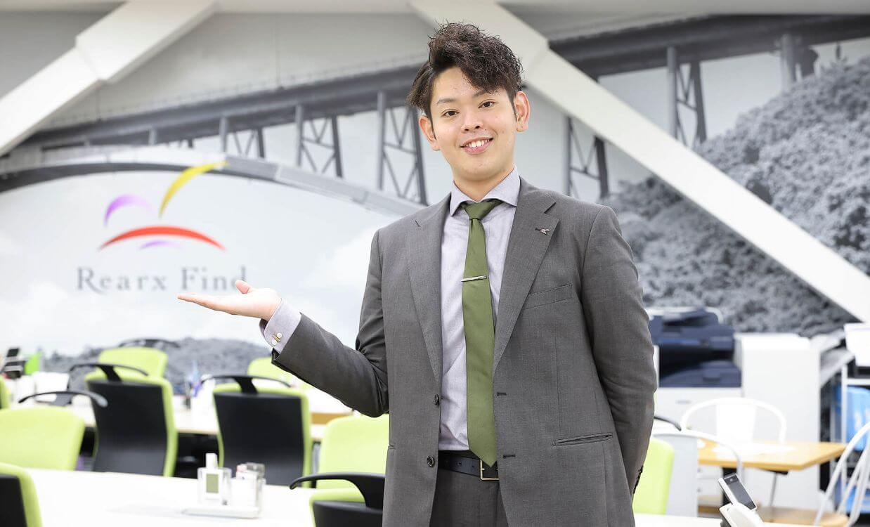 新卒社員の写真