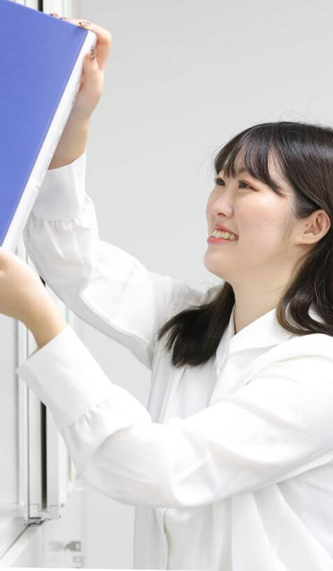 新卒社員の写真