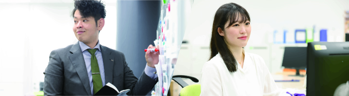 新卒採用の集合写真